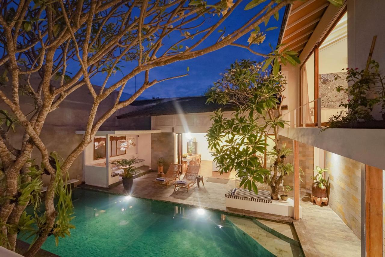Bias Villa Seminyak Bagian luar foto