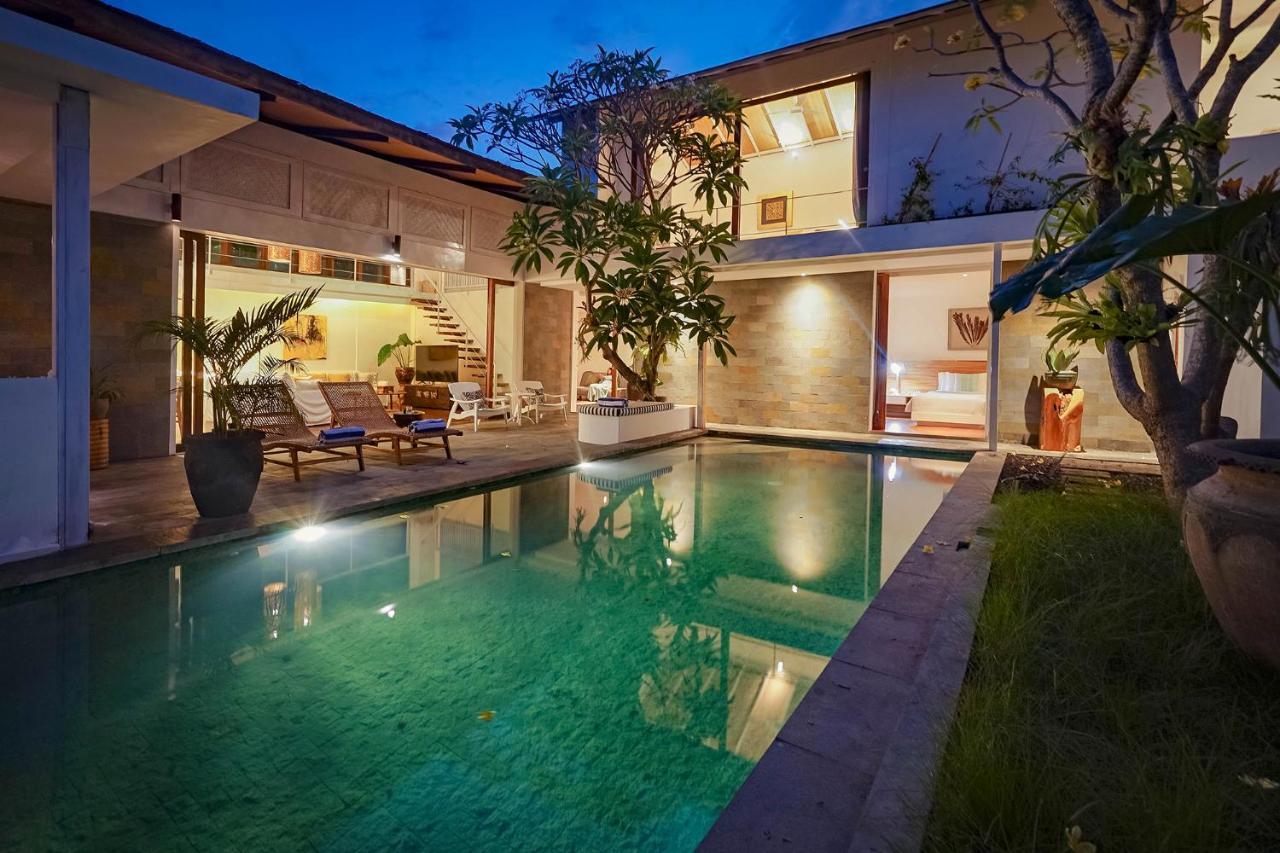 Bias Villa Seminyak Bagian luar foto