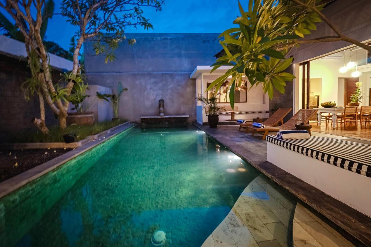 Bias Villa Seminyak Bagian luar foto