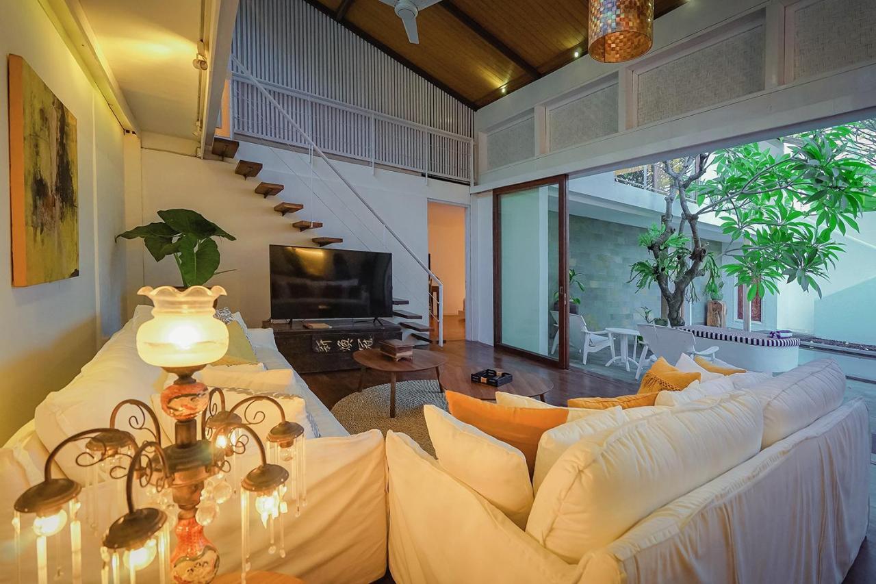 Bias Villa Seminyak Bagian luar foto