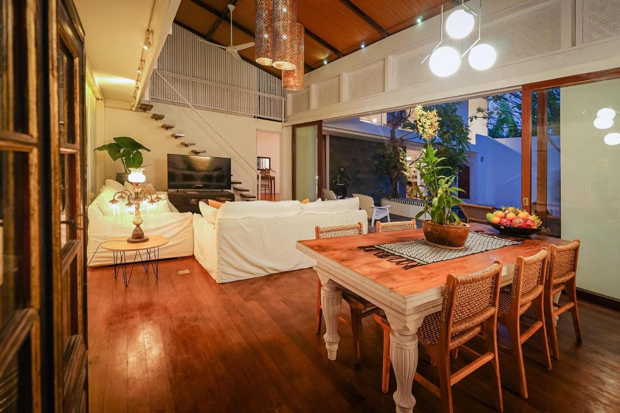 Bias Villa Seminyak Bagian luar foto
