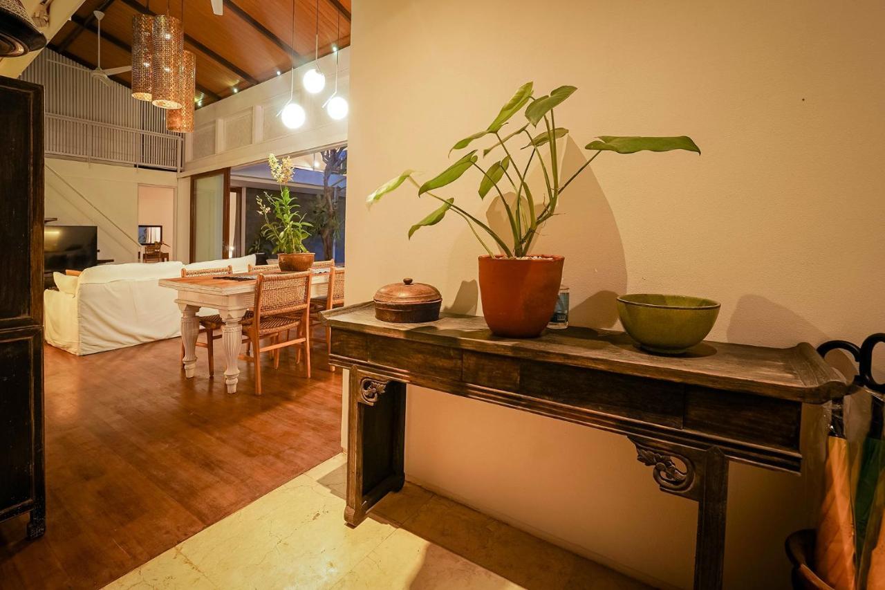 Bias Villa Seminyak Bagian luar foto